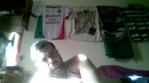 Snapshot of luffray chatting on February 8, 2026, 12:08 pm luffray online show from February 8, 2026, 12:08 pm