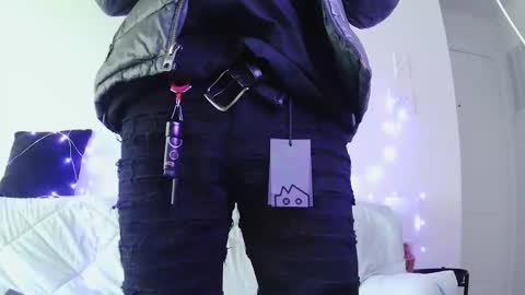 Riskdtb online show from November 28, 2025, 6:43 pm