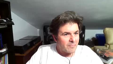 Snapshot of luigijohn chatting on March 19, 2026, 6:23 pm LUIGIJOHN online show from March 19, 2026, 6:23 pm