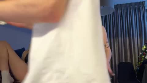 Luis and Alina online show from January 7, 2025, 5:31 pm