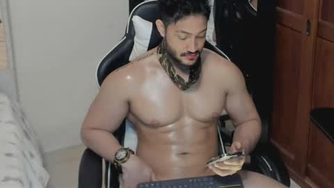 Snapshot of luis_baptista chatting on May 26, 2026, 12:50 am luis_baptista online show from May 26, 2026, 12:50 am