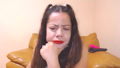 Cassie online show from November 3, 2025, 7:59 pm