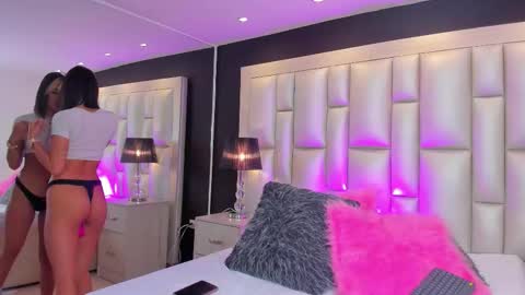 Luisa  online show from October 24, 2025, 4:20 am