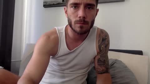 Snapshot of luisbadx chatting on January 12, 2025, 10:45 am Luis Badx online show from January 12, 2025, 10:45 am