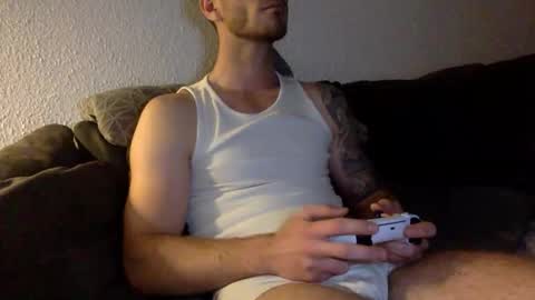 Snapshot of luisbadx chatting on November 30, 2025, 4:16 am Luis Badx online show from November 30, 2025, 4:16 am