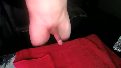 luisccb online show from April 12, 2026, 1:21 am