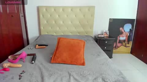 Snapshot of luissa_s1 chatting on April 18, 2026, 1:04 pm Luissa online show from April 18, 2026, 1:04 pm