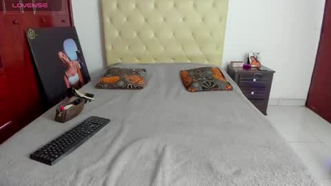 Snapshot of luissa_s1 chatting on May 1, 2026, 12:43 pm Luissa online show from May 1, 2026, 12:43 pm