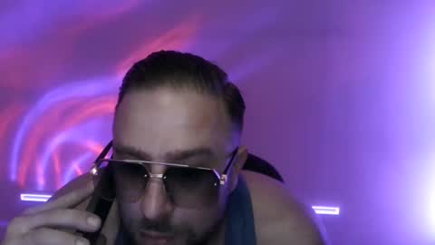 Snapshot of luk_me chatting on April 3, 2026, 5:44 pm luk_me online show from April 3, 2026, 5:44 pm
