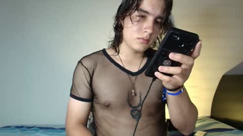 Snapshot of lukashollow chatting on January 5, 2025, 10:50 pm lukas 3 online show from January 5, 2025, 10:50 pm