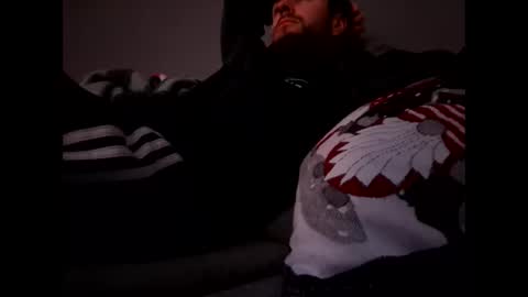 lukasschoetz online show from November 19, 2025, 4:18 pm