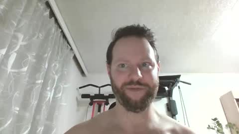 Snapshot of luke91_t chatting on February 28, 2026, 5:14 pm luke91_t online show from February 28, 2026, 5:14 pm