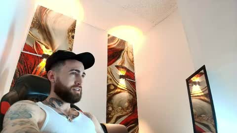 Snapshot of luke_davis01 chatting on April 24, 2026, 1:02 pm LUKE online show from April 24, 2026, 1:02 pm