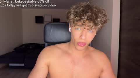 Snapshot of lukedesirable chatting on May 15, 2026, 6:48 pm lukedesirable online show from May 15, 2026, 6:48 pm