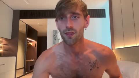 MR. Luke Gunn online show from October 10, 2025, 9:52 am