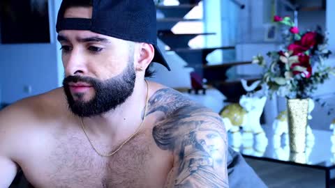 Lukhas f4f online show from January 27, 2025, 4:33 pm