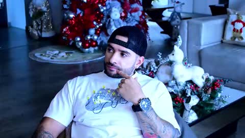 Lukhas f4f online show from December 16, 2025, 8:47 pm