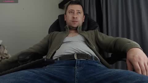 Sir Alex online show from November 22, 2025, 2:16 pm