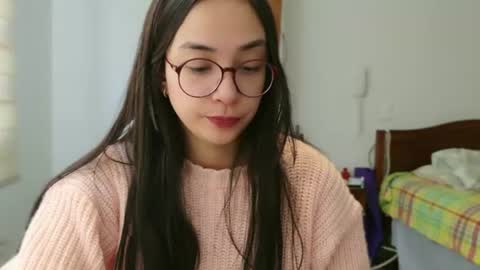 Luli online show from June 12, 2026, 1:54 pm