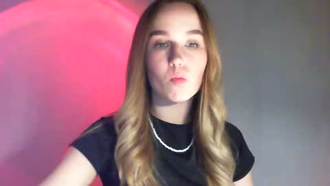 Snapshot of lulu_baby1 chatting on February 20, 2025, 6:57 pm Lulu Baby18 online show from February 20, 2025, 6:57 pm
