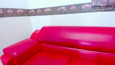 I AM LULU online show from November 8, 2025, 5:01 pm