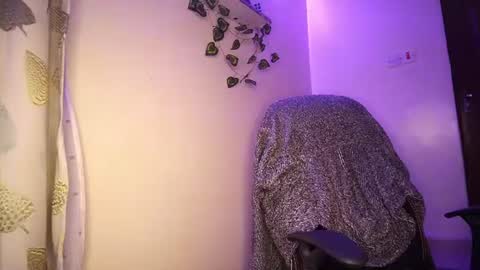 Snapshot of lulu_sparks1 chatting on September 17, 2025, 7:10 am lulu_sparks1 online show from September 17, 2025, 7:10 am