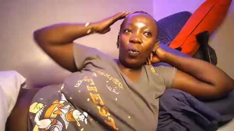 Snapshot of lulu_sparks1 chatting on October 1, 2025, 3:56 am lulu_sparks1 online show from October 1, 2025, 3:56 am