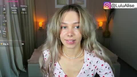 Alise online show from April 5, 2026, 1:52 pm