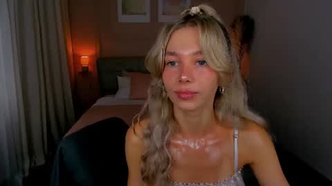 Alise online show from June 8, 2026, 2:06 pm