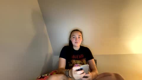 lulubaby03 online show from September 17, 2025, 1:51 am