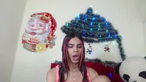 Snapshot of luluu_08 chatting on December 29, 2024, 6:49 pm LULU online show from December 29, 2024, 6:49 pm