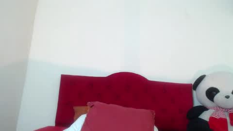 Snapshot of luluu_08 chatting on January 20, 2025, 6:10 pm LULU online show from January 20, 2025, 6:10 pm