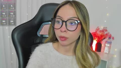 Snapshot of luluuberry chatting on February 2, 2026, 8:18 pm luluuberry online show from February 2, 2026, 8:18 pm
