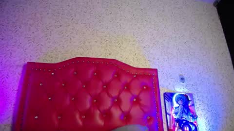 Snapshot of luly_blue chatting on March 18, 2026, 4:15 am Luly online show from March 18, 2026, 4:15 am