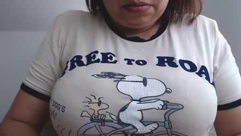 Snapshot of lumi_84 chatting on December 21, 2024, 12:59 pm LUMI online show from December 21, 2024, 12:59 pm