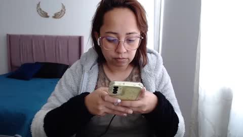 Snapshot of lumi_84 chatting on January 7, 2025, 9:03 pm LUMI online show from January 7, 2025, 9:03 pm