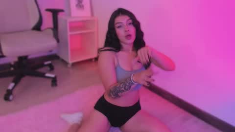 Snapshot of lummii_ chatting on February 8, 2026, 3:26 pm lummii_ online show from February 8, 2026, 3:26 pm