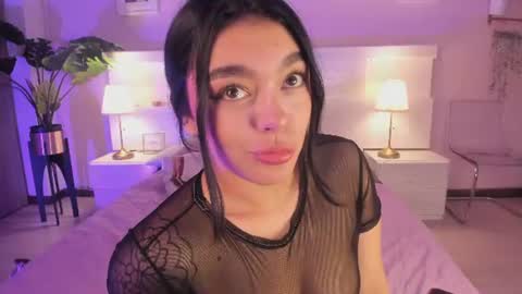 Snapshot of lummii_ chatting on July 1, 2026, 7:13 pm lummii_ online show from July 1, 2026, 7:13 pm