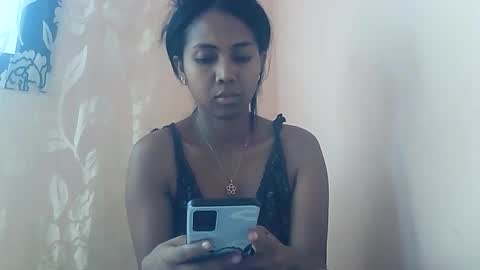 Luna online show from April 18, 2026, 6:39 am