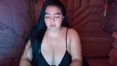 Snapshot of luna__r_ chatting on April 18, 2026, 3:10 am Luna online show from April 18, 2026, 3:10 am