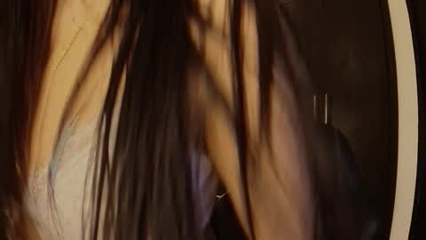 luna and banji online show from December 14, 2025, 3:56 am