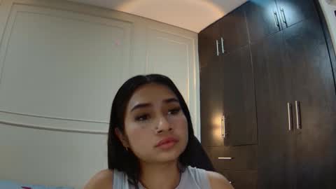 Snapshot of luna_and_banji chatting on February 3, 2026, 6:40 am luna and banji online show from February 3, 2026, 6:40 am