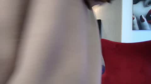 Snapshot of luna_and_titan chatting on January 13, 2026, 1:05 pm Luna And Titan online show from January 13, 2026, 1:05 pm