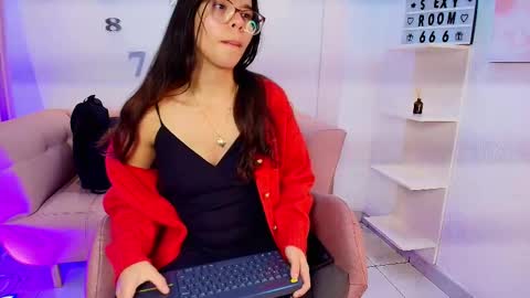 Snapshot of luna_and_titan chatting on February 7, 2026, 11:36 am Luna And Titan online show from February 7, 2026, 11:36 am