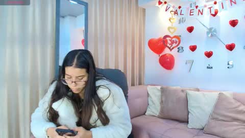 Snapshot of luna_and_titan chatting on February 18, 2026, 3:46 am Luna And Titan online show from February 18, 2026, 3:46 am