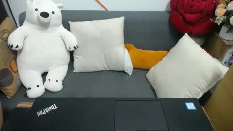 luna_baby999 online show from December 20, 2025, 2:13 pm