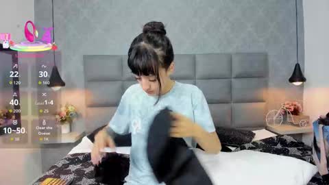 Luna online show from November 29, 2025, 11:57 am