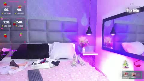 Luna online show from January 12, 2026, 11:04 am