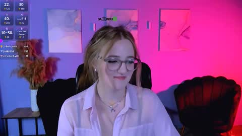 luna_berryy online show from March 8, 2026, 2:15 am