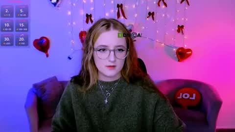 luna_berryy online show from March 17, 2026, 8:23 pm